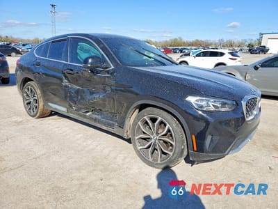 Czwarte zdjęcie samochodu z boku: 2022 BMW X4 XDRIVE30I VIN:5UX33DT00N9J86633 - miniatura