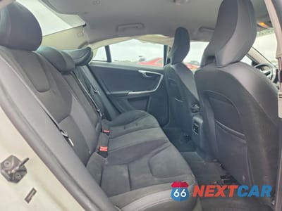 Zdjęcie 10 z 12 samochodu: 2012 VOLVO S60 T5 VIN:YV1622FS2C2077819 - miniatura