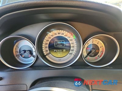 Zdjęcie 9 z 11 samochodu: 2012 MERCEDES-BENZ C 250 VIN:WDDGF4HB2CA615843 - miniatura