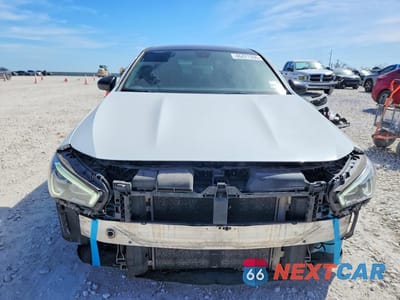 Piąte zdjęcie samochodu w środku: 2020 MERCEDES-BENZ CLA 250 4MATIC VIN:WDD5J4HB3LN036651 - miniatura
