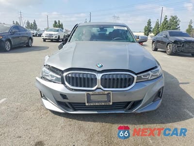 Piąte zdjęcie samochodu w środku: 2025 BMW 330XI VIN:3MW89CW04S8F45254 - miniatura