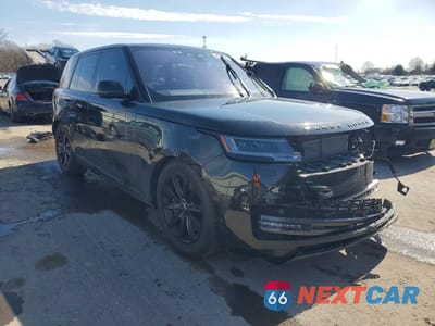 Czwarte zdjęcie samochodu z boku: 2023 LAND ROVER RANGE ROVER SE VIN:SALKP9E70PA044351 - miniatura