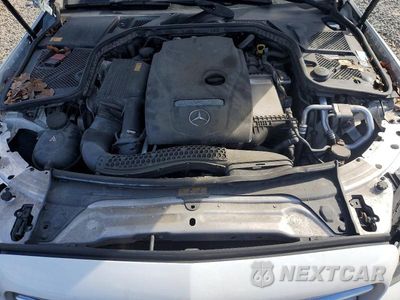 Zdjęcie 11 z 12 samochodu: 2015 MERCEDES-BENZ C 300 4MATIC VIN:55SWF4KB4FU058054 - miniatura