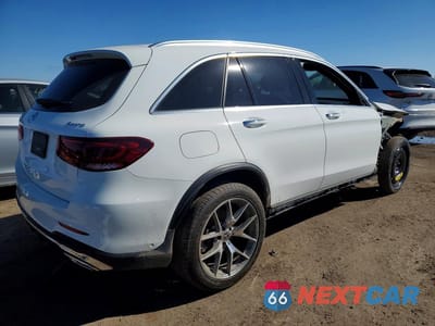 Trzecie zdjęcie samochodu z tyłu: 2022 MERCEDES-BENZ GLC 300 4MATIC VIN:W1N0G8EB0NV398320 - miniatura