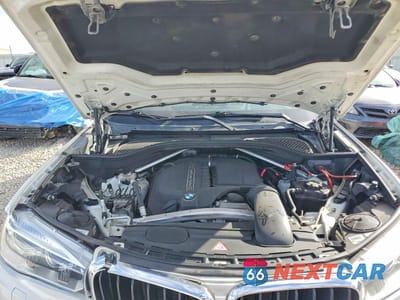 Zdjęcie 12 z 13 samochodu: 2014 BMW X5 SDRIVE35I VIN:5UXKR2C51E0H32955 - miniatura