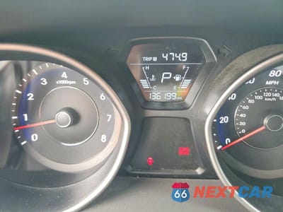 Zdjęcie 9 z 12 samochodu: 2014 HYUNDAI ELANTRA SE VIN:5NPDH4AE5EH479067 - miniatura