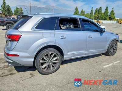 Trzecie zdjęcie samochodu z tyłu: 2020 AUDI SQ7 PREMIUM PLUS VIN:WA1AWAF7XLD013276 - miniatura