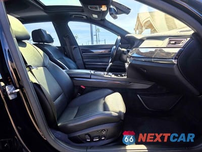 Piąte zdjęcie samochodu w środku: 2011 BMW 750 LI VIN:WBAKC8C53BC431842 - miniatura