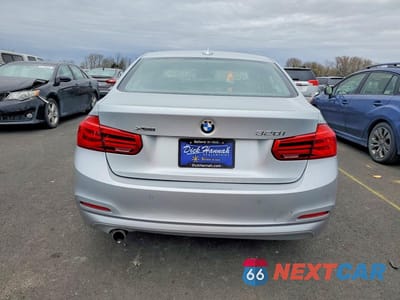 Zdjęcie 6 z 13 samochodu: 2017 BMW 320 XI VIN:WBA8A3C51HK691397 - miniatura