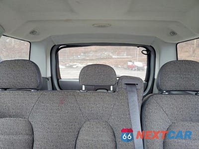 Zdjęcie 10 z 12 samochodu: 2004 FORD EXPLORER VIN:1FMZU72KX4UA08538 - miniatura