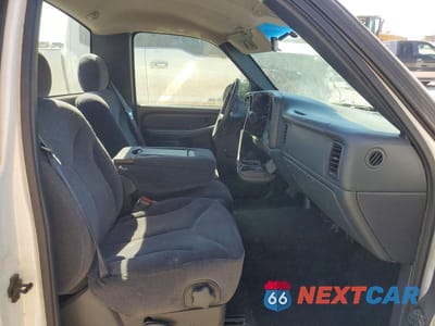 Zdjęcie 10 z 11 samochodu: 2000 GMC NEW SIERRA C1500 VIN:1GTEC14V4YZ175884 - miniatura