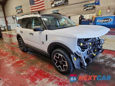 Czwarte zdjęcie samochodu z boku: 2022 FORD BRONCO SPORT BIG BEND VIN:3FMCR9B62NRE00718 - miniatura