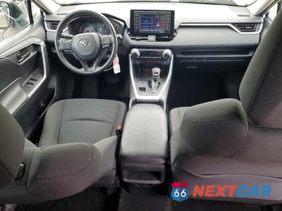 Zdjęcie 8 z 13 samochodu: 2021 TOYOTA RAV4 LE VIN:2T3F1RFV1MC248517 - miniatura