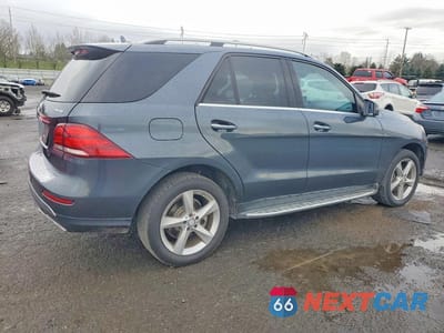 Trzecie zdjęcie samochodu z tyłu: 2016 MERCEDES-BENZ GLE 350 4MATIC VIN:4JGDA5HB2GA747696 - miniatura