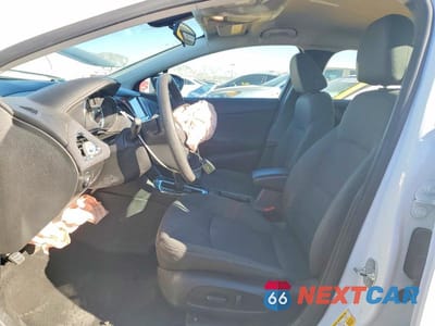 Zdjęcie 7 z 12 samochodu: 2018 CHEVROLET CRUZE LT VIN:3G1BE6SM5JS593578 - miniatura