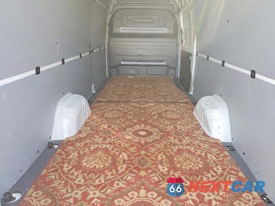 Zdjęcie 10 z 13 samochodu: 2019 MERCEDES BENZ SPRINTER 2500/3500 DELIVERY VAN VIN:WD3PF1CD3KP060215 - miniatura