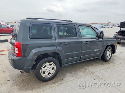 Trzecie zdjęcie samochodu z tyłu: 2011 JEEP PATRIOT SPORT VIN:1J4NT1GA4BD117006 - miniatura