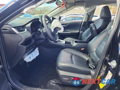 Zdjęcie 7 z 13 samochodu: 2023 TOYOTA RAV4 XLE PREMIUM VIN:2T3A1RFV6PC386262 - miniatura
