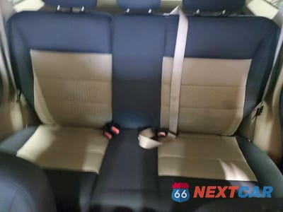 Zdjęcie 10 z 13 samochodu: 2007 FORD ESCAPE XLT VIN:1FMYU93107KA09629 - miniatura