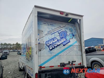 Drugie zdjęcie samochodu z przodu: 2021 CHEVROLET EXPRESS G3500 BOX TRUCK VIN:1GB0GRFP3M1193625 - miniatura