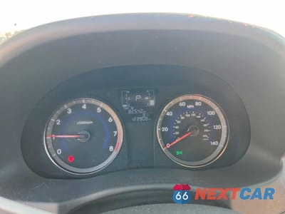 Zdjęcie 9 z 12 samochodu: 2017 HYUNDAI ACCENT SE VIN:KMHCT4AE3HU280115 - miniatura