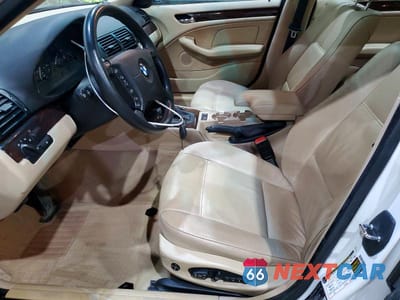 Zdjęcie 7 z 12 samochodu: 2005 BMW 325 I VIN:WBAEV334X5KX12290 - miniatura