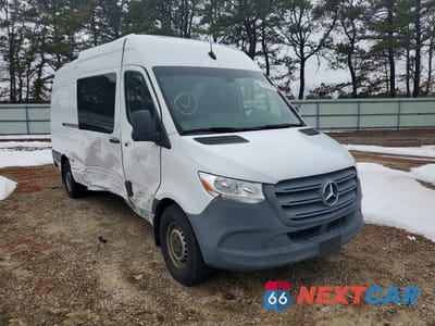 Czwarte zdjęcie samochodu z boku: 2021 MERCEDES-BENZ SPRINTER 2500 VIN:W1W4DCHY3MT047064 - miniatura