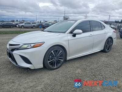 2018 TOYOTA CAMRY XSE 4T1B61HK4JU141288 - główne zdjęcie licytacji z USA - miniatura