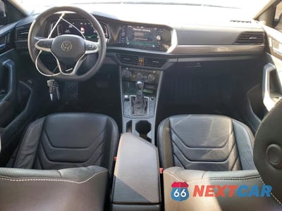 Zdjęcie 8 z 11 samochodu: 2024 VOLKSWAGEN JETTA SEL VIN:3VWGM7BU7RM067939 - miniatura