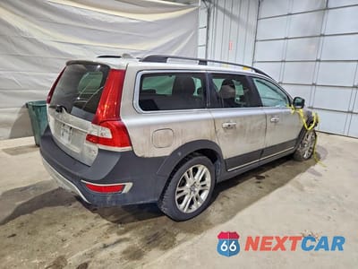Trzecie zdjęcie samochodu z tyłu: 2016 VOLVO XC70 T5 PREMIER VIN:YV4612NK3G1238472 - miniatura