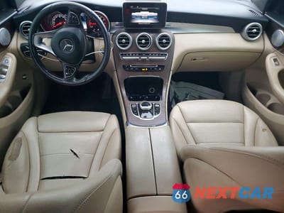 Zdjęcie 8 z 12 samochodu: 2018 MERCEDES-BENZ GLC 300 4MATIC VIN:WDC0G4KB9JV104132 - miniatura