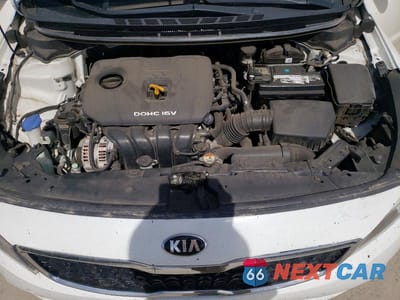 Zdjęcie 11 z 12 samochodu: 2018 KIA FORTE LX VIN:3KPFK4A78JE273266 - miniatura