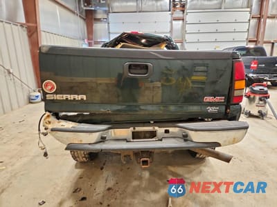Zdjęcie 6 z 11 samochodu: 2004 GMC SIERRA K2500 HEAVY DUTY VIN:1GTHK29G04E372312 - miniatura