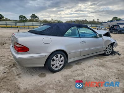 Trzecie zdjęcie samochodu z tyłu: 2002 MERCEDES-BENZ CLK 320 VIN:WDBLK65G82T114439 - miniatura
