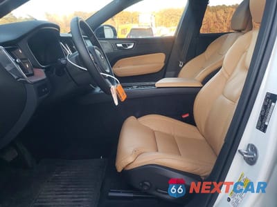 Zdjęcie 7 z 13 samochodu: 2024 VOLVO XC60 ULTIMATE VIN:YV4H60DM7R1829649 - miniatura
