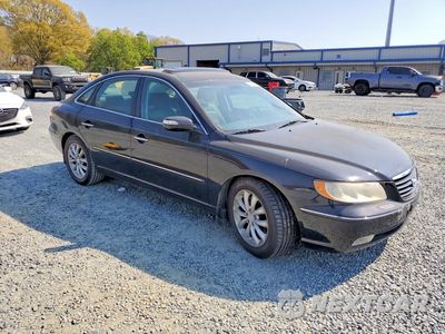 Czwarte zdjęcie samochodu z boku: 2008 HYUNDAI AZERA LIMITED VIN:KMHFC46F18A265645 - miniatura