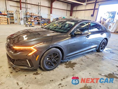 2025 KIA K5 LXS KNAG24J78S5335909 - główne zdjęcie licytacji z USA - miniatura