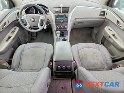 Zdjęcie 8 z 13 samochodu: 2011 CHEVROLET TRAVERSE LS VIN:1GNKRFED0BJ409021 - miniatura