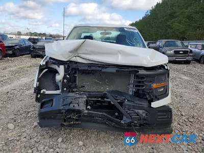 Piąte zdjęcie samochodu w środku: 2024 FORD F150 XL VIN:1FTMF1K50RKF40979 - miniatura