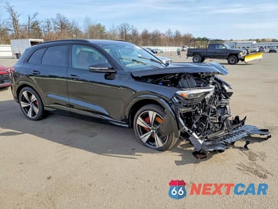 Czwarte zdjęcie samochodu z boku: 2025 AUDI SQ5 PREMIUM PLUS VIN:WA125AGU0S2122397 - miniatura