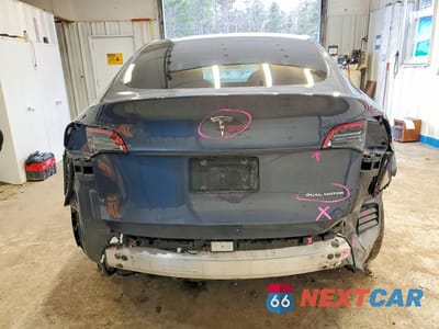 Zdjęcie 6 z 13 samochodu: 2022 TESLA MODEL Y VIN:7SAYGDEE6NF445283 - miniatura