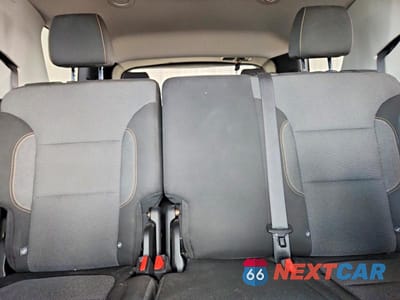 Zdjęcie 10 z 12 samochodu: 2019 CHEVROLET TRAVERSE LS VIN:1GNERFKW3KJ133999 - miniatura