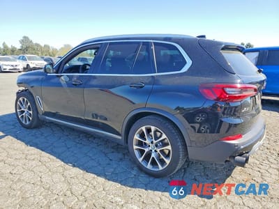 Drugie zdjęcie samochodu z przodu: 2022 BMW X5 XDRIVE40I VIN:5UXCR6C03N9K37374 - miniatura