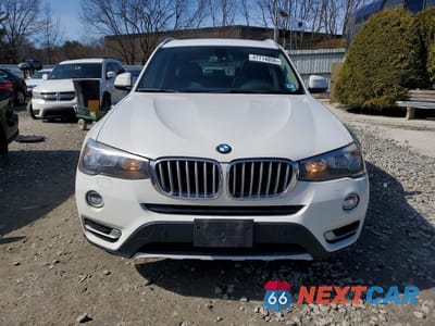 Piąte zdjęcie samochodu w środku: 2016 BMW X3 XDRIVE28I VIN:5UXWX9C56G0D64467 - miniatura
