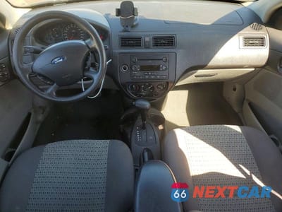 Zdjęcie 8 z 12 samochodu: 2007 FORD FOCUS ZX4 VIN:1FAHP34NX7W344633 - miniatura