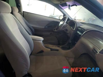 Zdjęcie 10 z 11 samochodu: 2001 FORD MUSTANG VIN:1FAFP404X1F105391 - miniatura