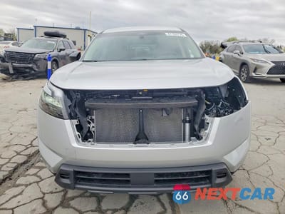 Piąte zdjęcie samochodu w środku: 2025 NISSAN PATHFINDER S VIN:5N1DR3AA4SC312996 - miniatura