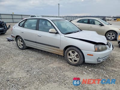 Czwarte zdjęcie samochodu z boku: 2005 HYUNDAI ELANTRA GLS VIN:KMHDN56D85U153053 - miniatura