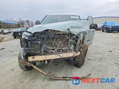 Piąte zdjęcie samochodu w środku: 2024 TOYOTA TUNDRA SR5 VIN:5TFLA5DB6RX236479 - miniatura