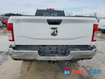 Zdjęcie 6 z 11 samochodu: 2019 RAM 2500 TRADESMAN VIN:3C6MR5AJ6KG616299 - miniatura
